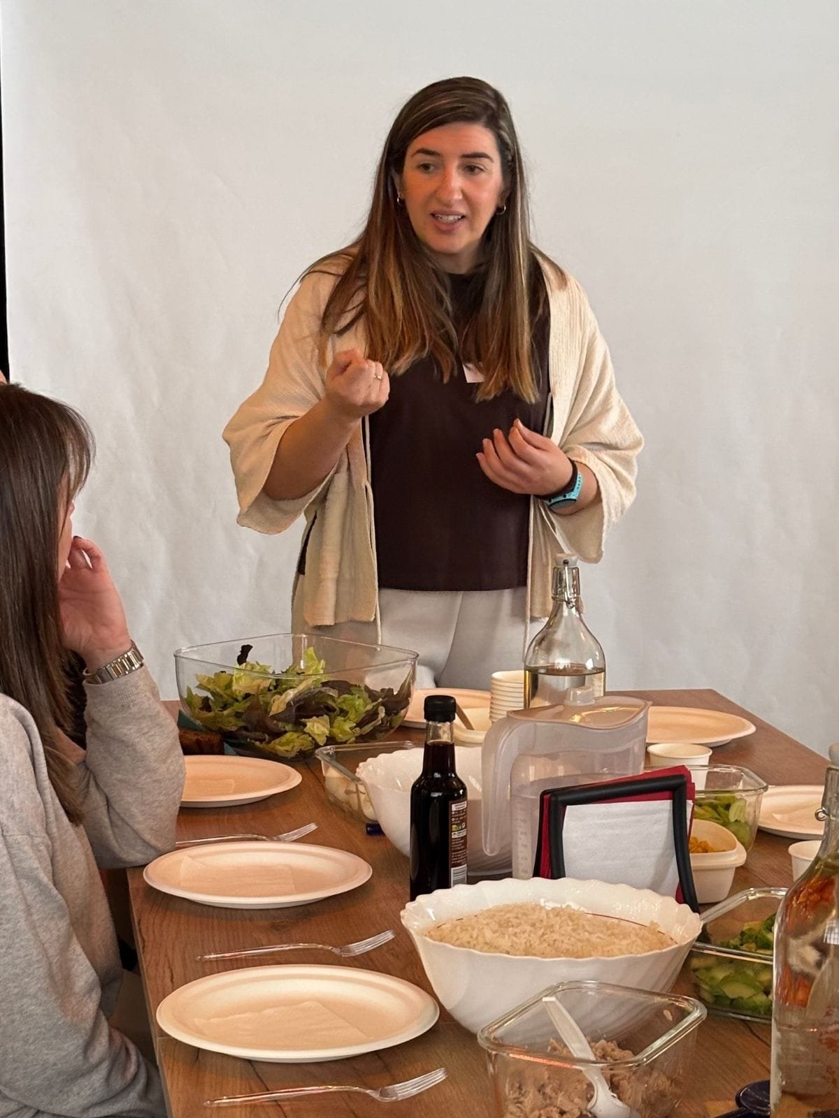 En Sintonía con tu Ciclo · fases del ciclo, nutrición cíclica y yoga adaptado