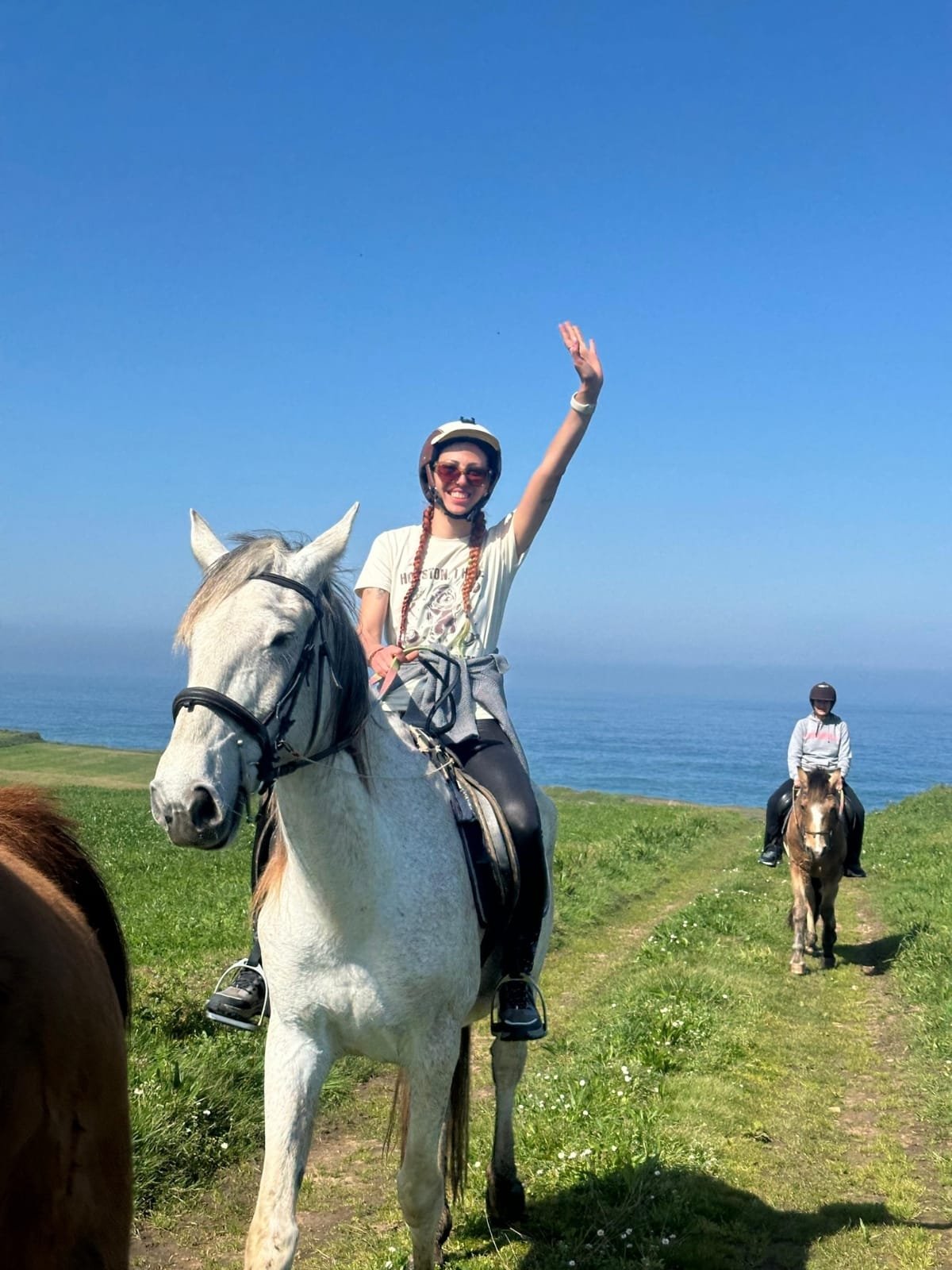 Paseo a caballo por los prados de Asturias